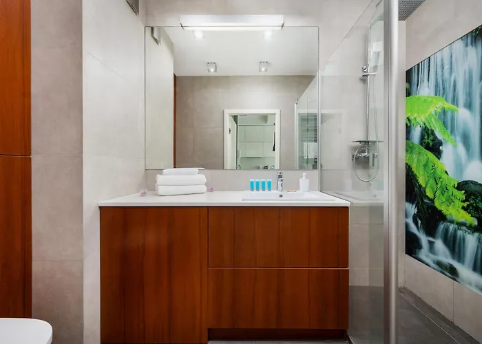 Royal Wilanow Boutique By Bookinghost *